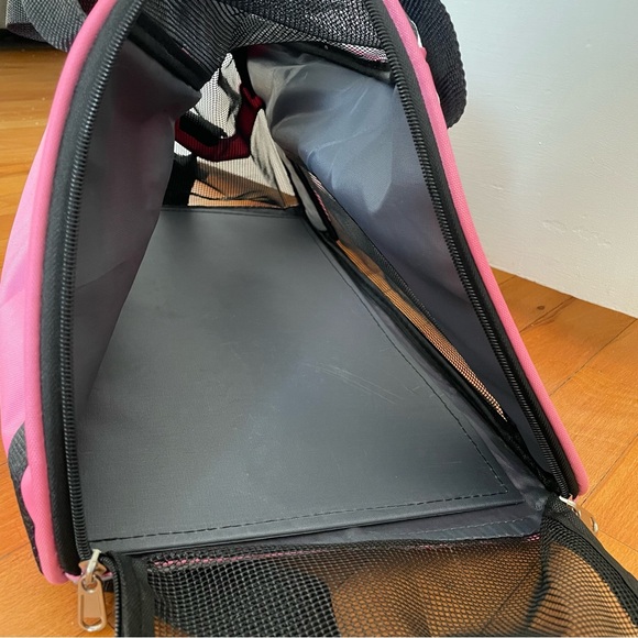 Small Zip Up Pet Carrier Hot Pink With Strap - Picture 2 of 5
